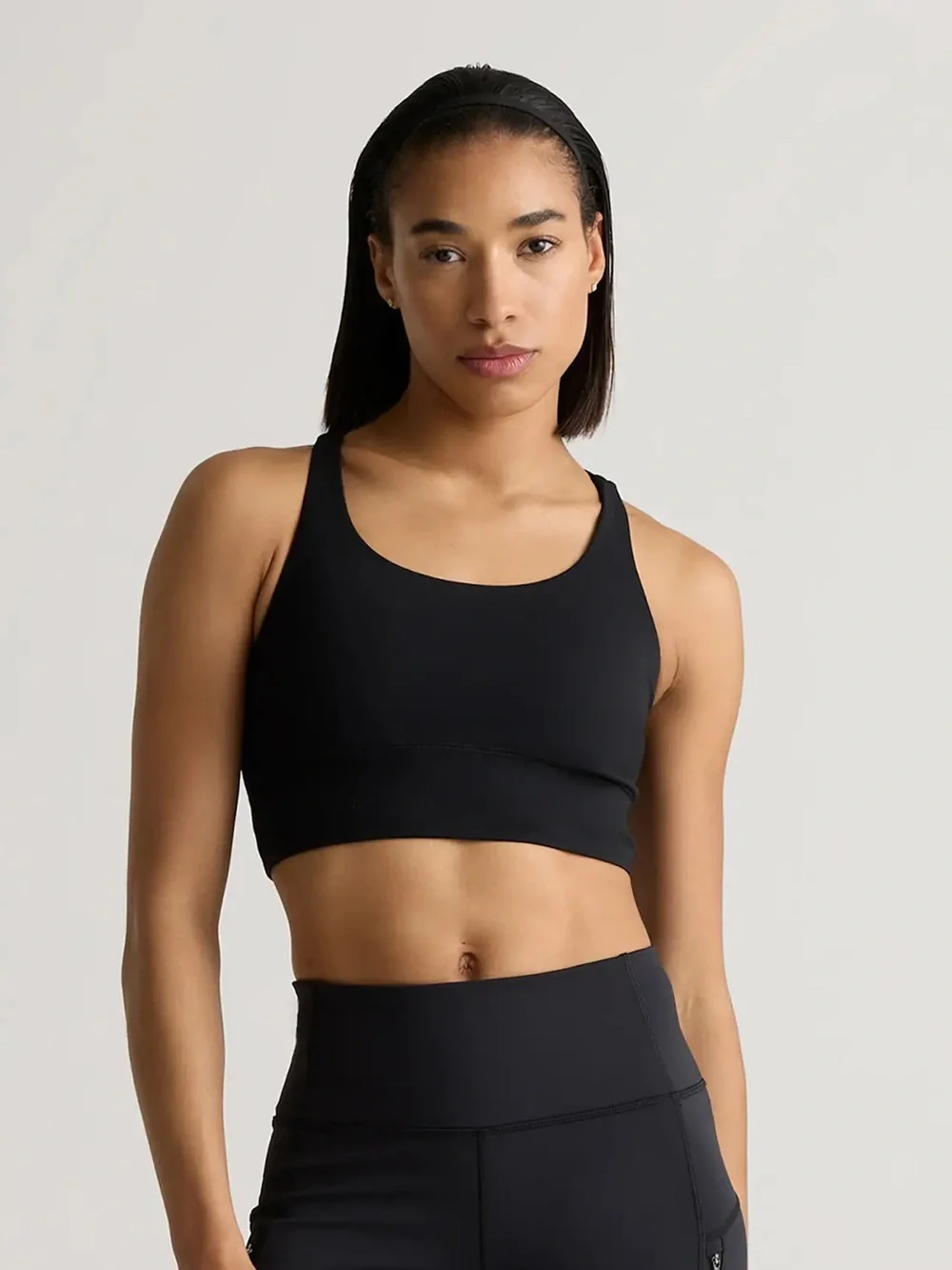 NWT QUINCE Power-Up Longline Strappy Sports Bra Medium Black 0290
